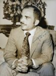 Beau portrait signé du roi Hussein de Jordanie