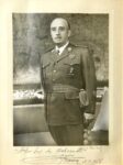 Beau portrait dédicacé du général Franco, en tenue militaire