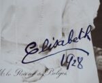 Beau portrait signé de la reine des Belges Élisabeth, en 1928