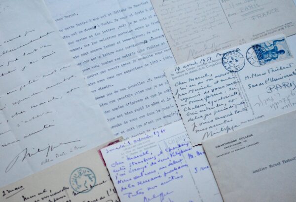 6 lettres de Philippe Soupault depuis la Russie, Le Caire, Brazzaville, Swarthmore...