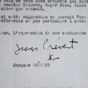 Jacques Prévert accepte de parler du bateau l'Enez Eussa