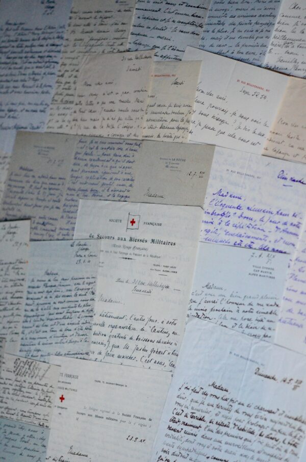 Belle correspondance de 24 lettres de Lucien Daudet