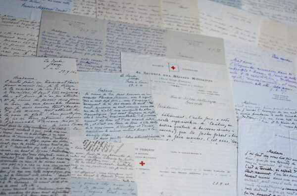 Belle correspondance de 24 lettres de Lucien Daudet
