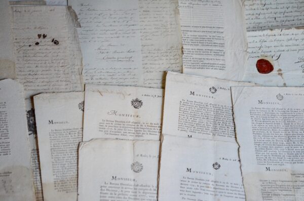 20 documents anciens XVIIIe-XIXe sur l'Aveyron dont sériciculture