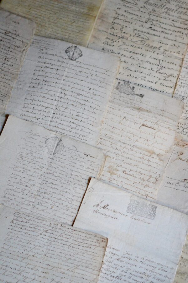 10 manuscrits XVIIe-XVIIIe sur les seigneurs de La Brousse, en Poitou