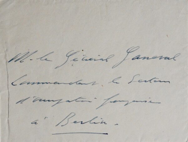 De Gaulle soutient l'action du général Ganeval en Allemagne