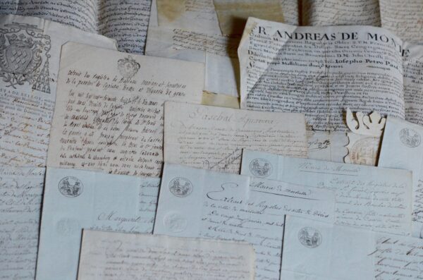 Archive concernant la famille de Simon de Cauvin, de La Roque-d'Antéron