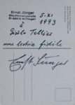 Sur une carte le représentant avec Jorge Luis Borges, Ernst Jünger adresse quelques mots à une lectrice fidèle