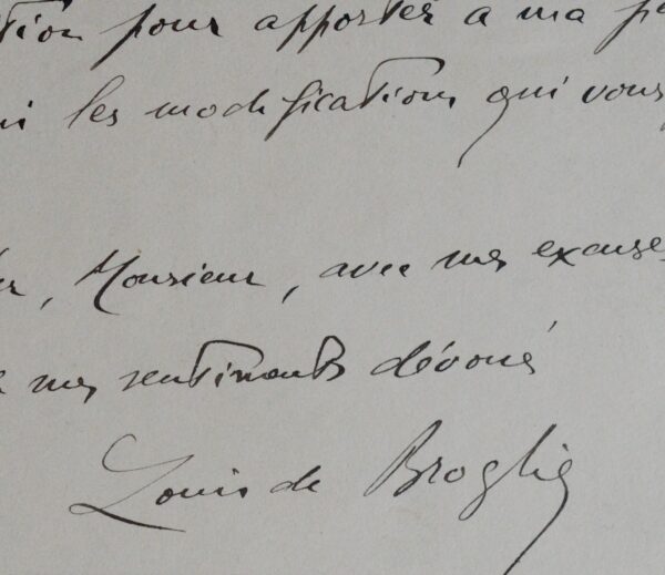 Le Nobel de physique Louis de Broglie & le vin Mariani à la cocaïne