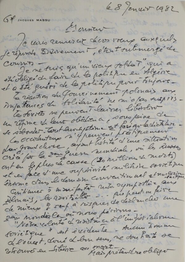 Le général Massu commente l'action de Solidarnosc et la situation en Pologne