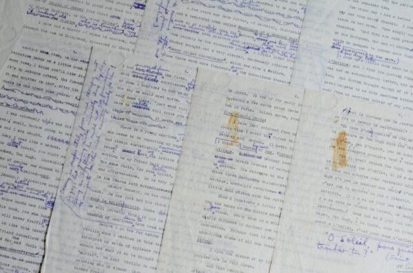 Tapuscrit très corrigé de la préface de "The Waters Reglitterized" d'Henry Miller