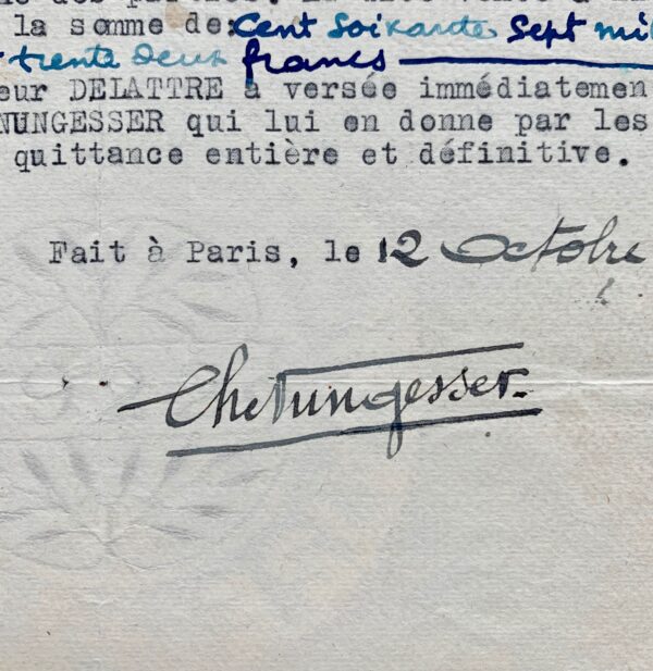 Charles Nungesser vend le matériel de l'Ecole d'aviation d'Orly