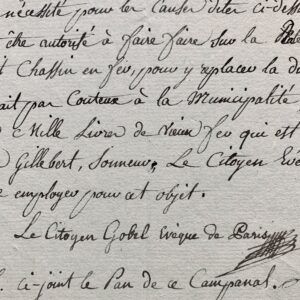 L'évêque de Paris, Gobel, demande le rétablissement d'une cloche de la fèche de Notre-Dame