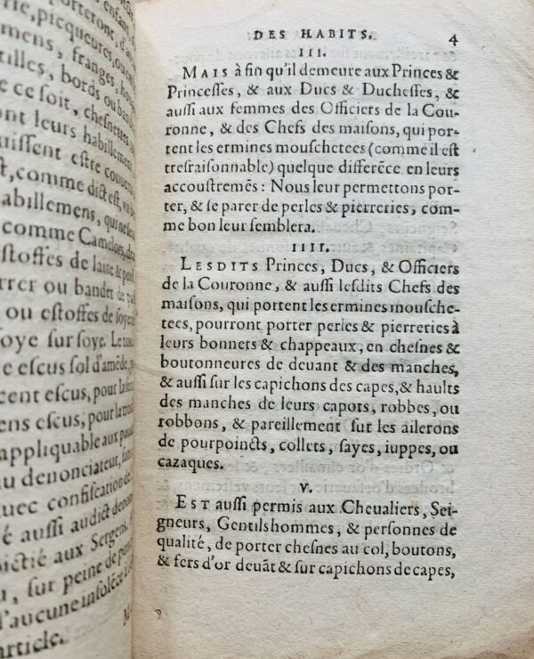 Ordonnance (imprimée) d'Henri III sur le port des vêtements des luxe et des bijoux