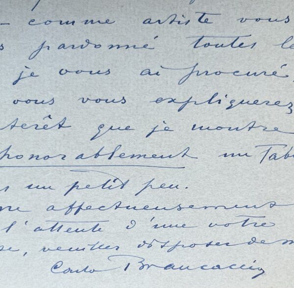 Le peintre italien Carlo Brancaccio propose sa toile "Le Renvoi" à Georges de Dramard