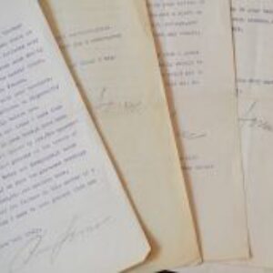 L'architecte américain Barr Ferree au chevet de la cathédrale de Reims.