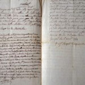 L'évêque de Marseille fait bénir la nouvelle église de La Penne-sur-Huveaune.