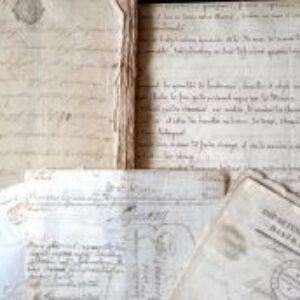 Important ensemble de documents anciens sur le Puy-de-Dôme.