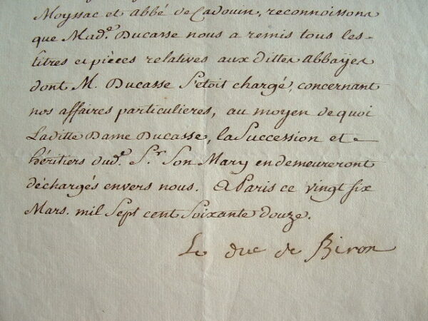 L'abbé de Saint-Pierre de Moissac signe une décharge.