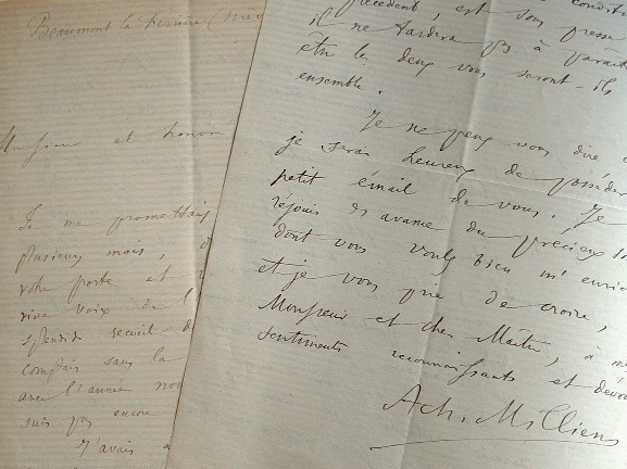 Le folkloriste nivernais Achille Millien fait paraître ses Premières Poésies.