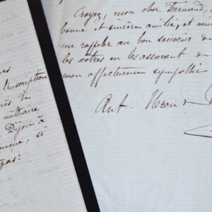 Antoine Héron de Villefosse se renseigne sur une inscription bourguignonne.