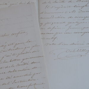 Arthur de La Villegille loue le travail de Jules Dumoutet sur Bourges.