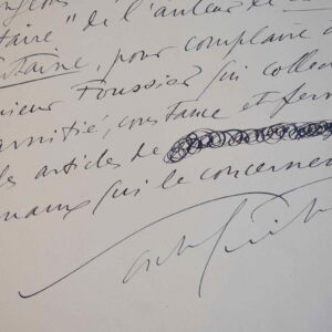 Sacha Guitry obtient un non-lieu à son accusation.